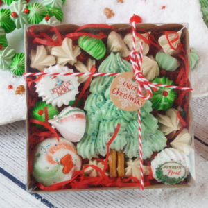 Boîte de 10 meringues Noël