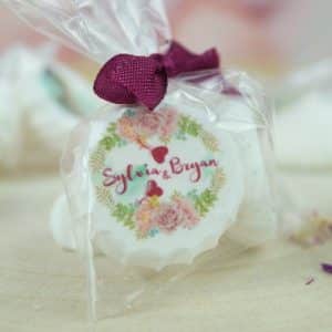 Meringue personnalisée mariage & prune