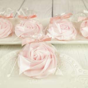 Rosace en meringue rose