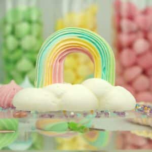 Lot de 6 arcs-en-ciel en meringue